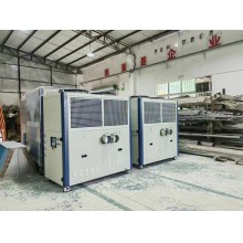 橋梁焊接工人專用低溫冷風(fēng)機，橋梁焊接專用制冷機降溫制冷，橋梁焊接常用冷凍機制冷，橋梁焊接采用冷卻機降溫制冷